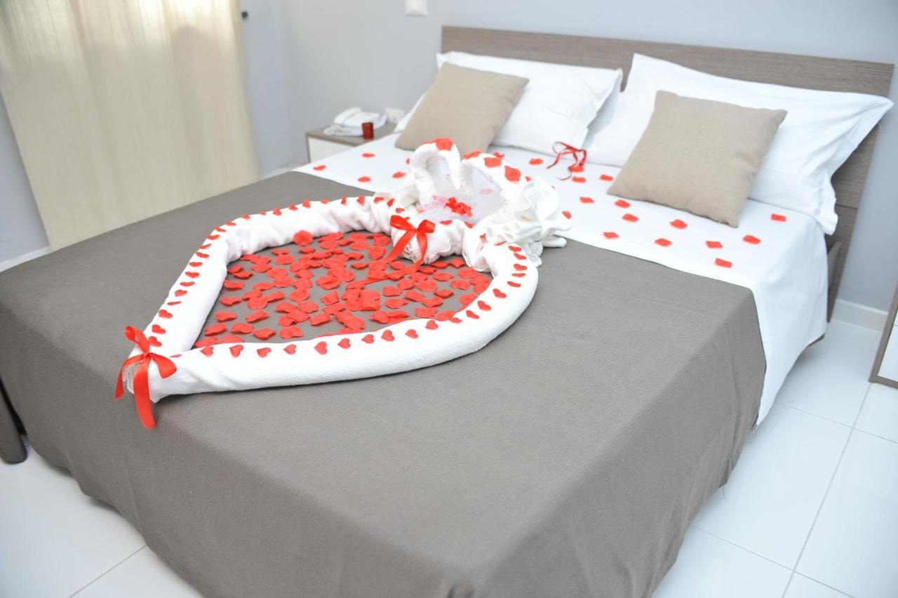 Hotel Il Cavaliere Сарно Екстериор снимка